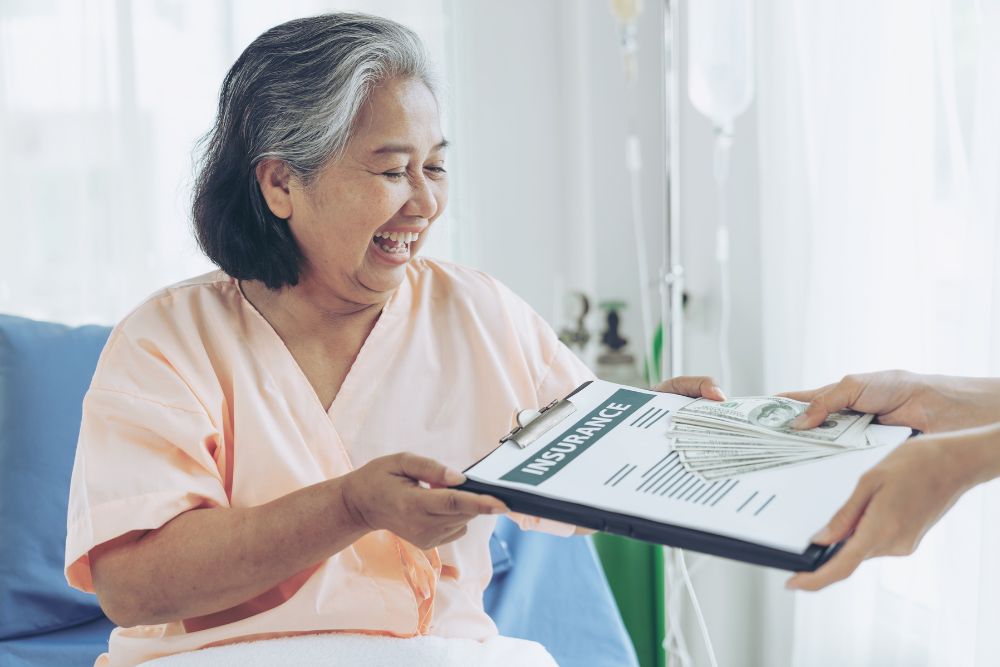 Why Seniors Should Consider a Comprehensive Health Insurance Plans